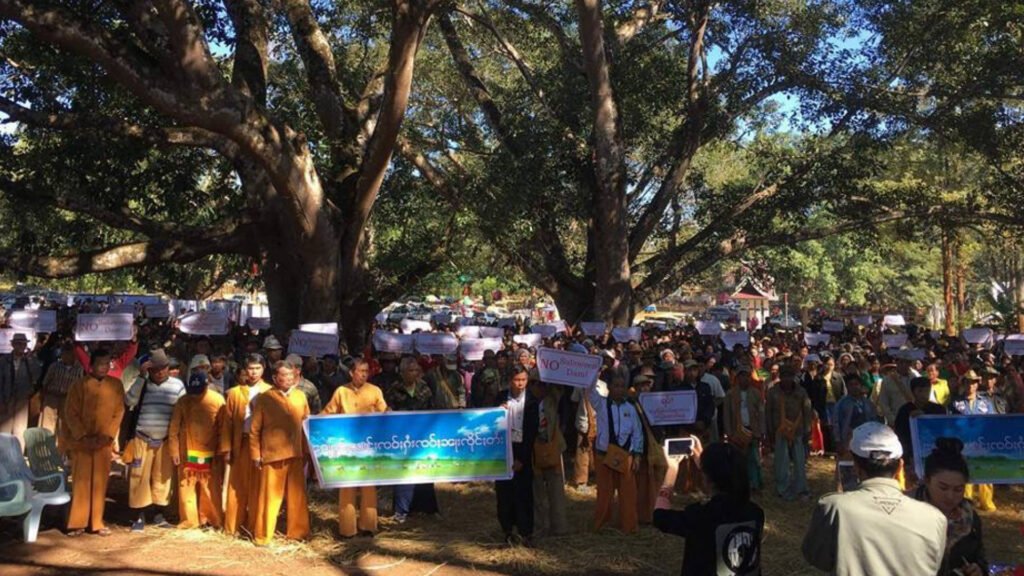 ၵေႃႁူမ်ႈသၢင်ႈ ၸဝ်ႈႁႆႈၸဝ်ႈၼႃးၸိုင်ႈတႆး farmers conference